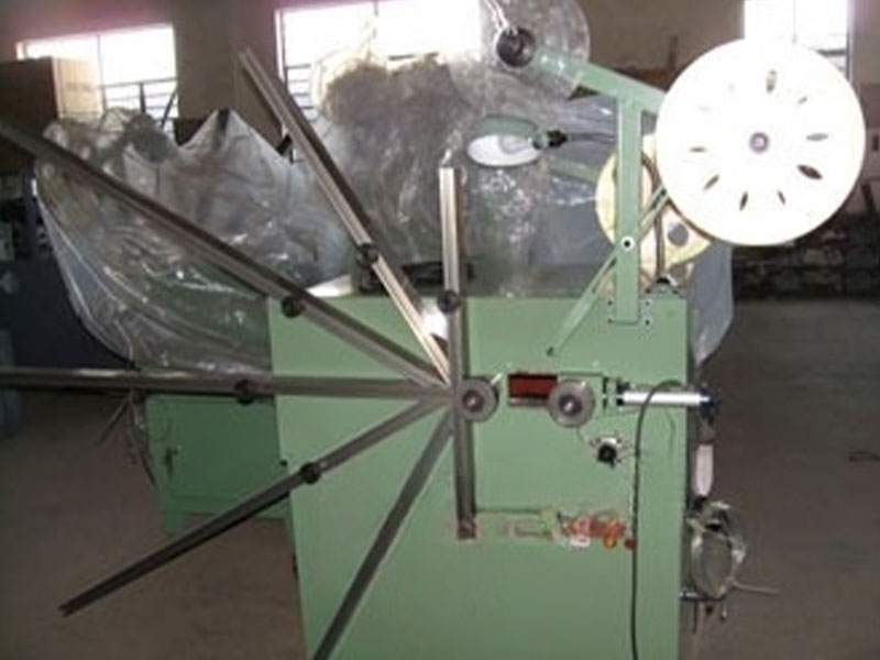 Automatisierte Wickelmaschine mittlerer Größe